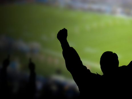 Μπορεί ένας αγώνας ποδοσφαίρου ή μπάσκετ να βλάψει την ακοή σας;